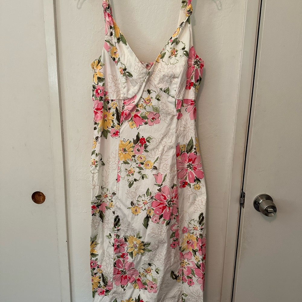 Floral Sleeveless Dress - White and Pink